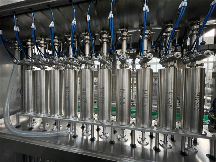 Thiết bị đóng chai chiết rót dầu thực vật hướng dương tự động