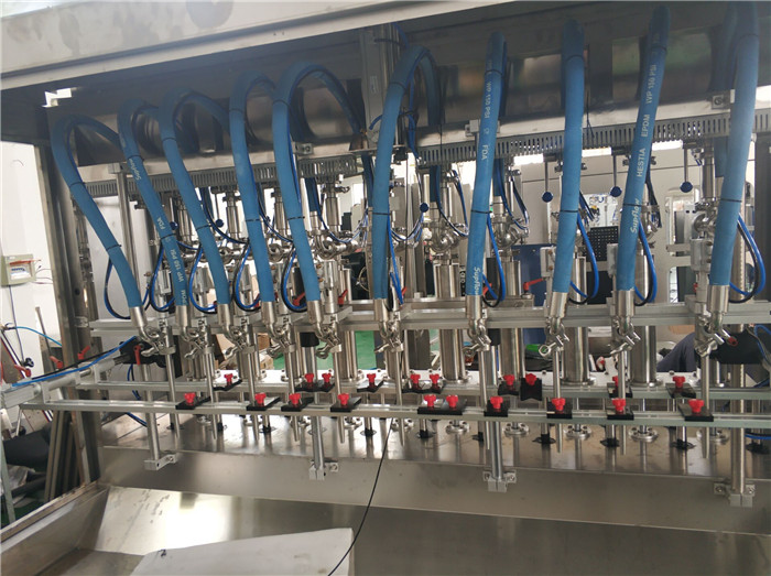 Thiết bị đóng chai chiết rót dầu thực vật hướng dương tự động